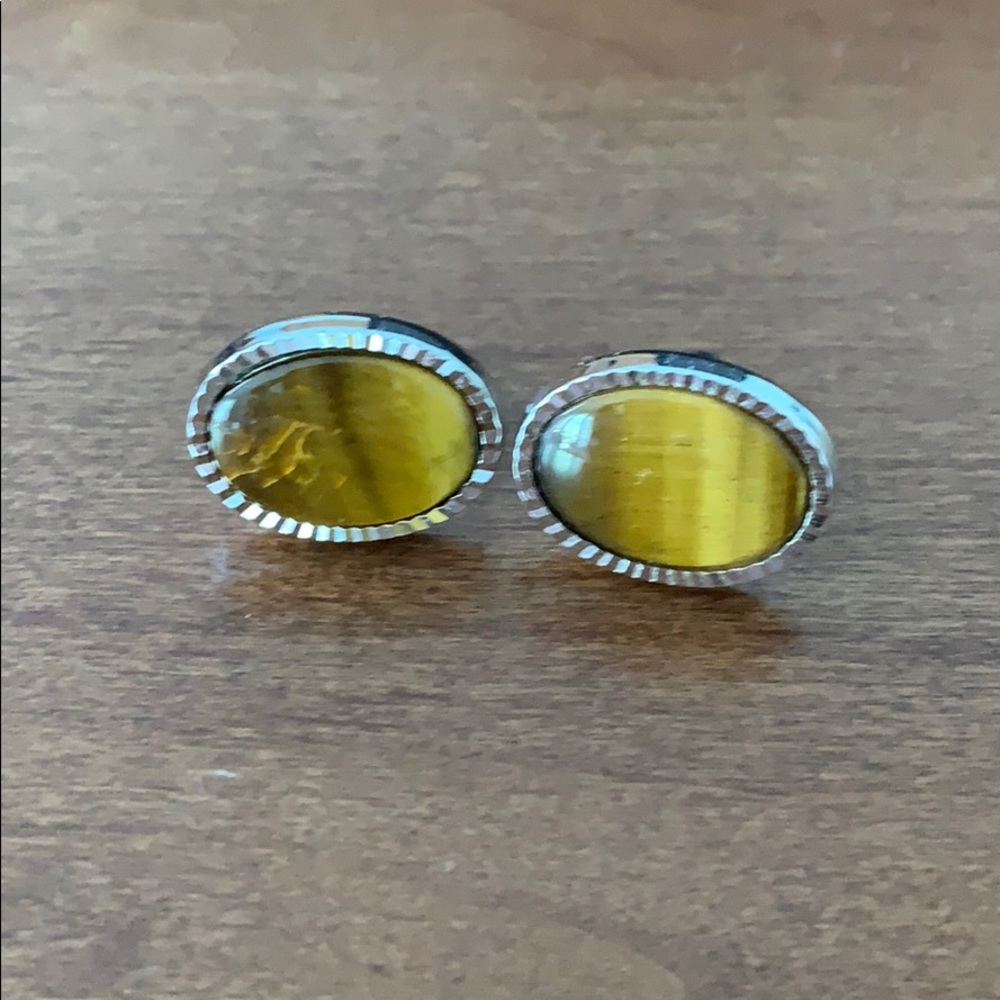 Rare vintage gem cuff links. Silver